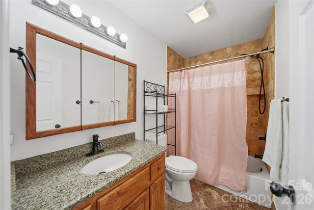 107 Cliffwood Drive, Hudson, NC 28638