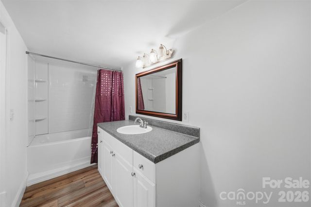 107 Cliffwood Drive, Hudson, NC 28638