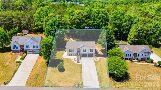 107 Cliffwood Drive, Hudson, NC 28638