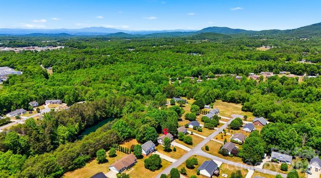 107 Cliffwood Drive, Hudson, NC 28638