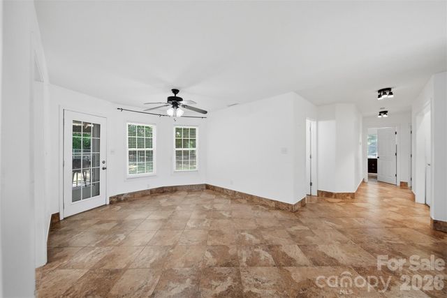 107 Cliffwood Drive, Hudson, NC 28638