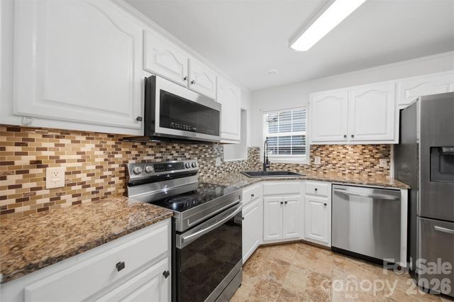 107 Cliffwood Drive, Hudson, NC 28638