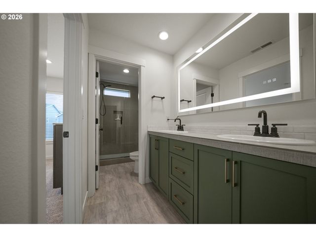 18200 Ne 47TH Ave, Vancouver, WA 98686