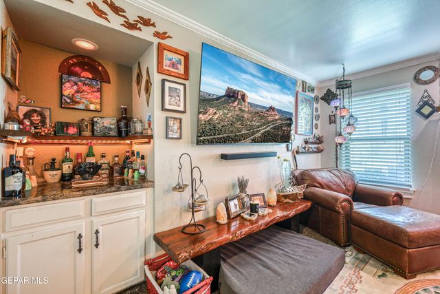 743 TEPIC Drive, El Paso, TX 79912