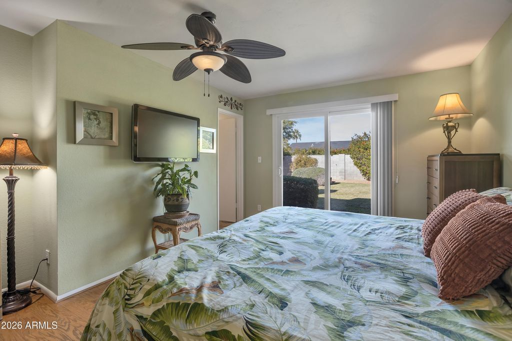 Image 18 of property listing at 2638 E DESERT COVE Avenue, Phoenix, AZ 85028