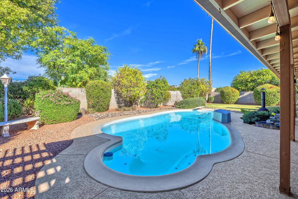 Image 23 of property listing at 2638 E DESERT COVE Avenue, Phoenix, AZ 85028