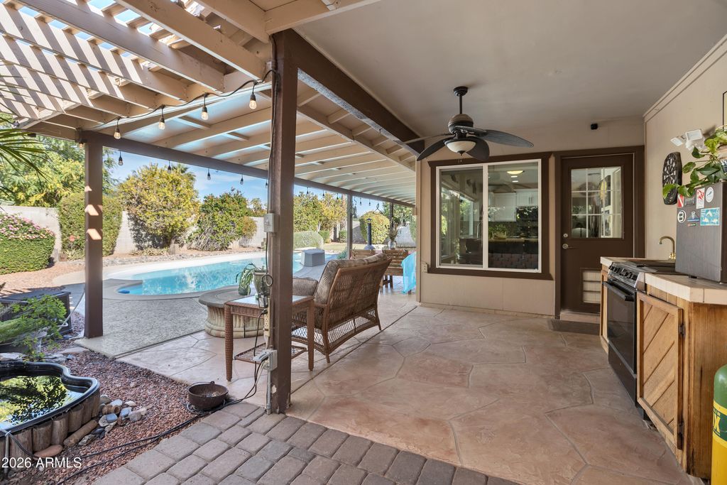 Image 24 of property listing at 2638 E DESERT COVE Avenue, Phoenix, AZ 85028