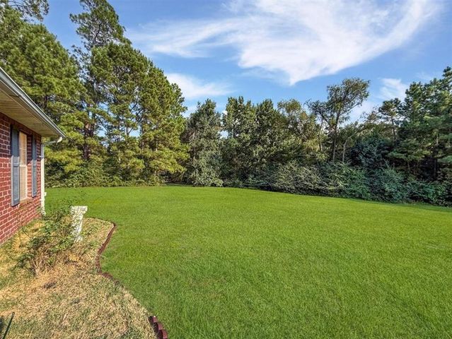 710 Woodland Dr Drive, Leesville, LA 71446