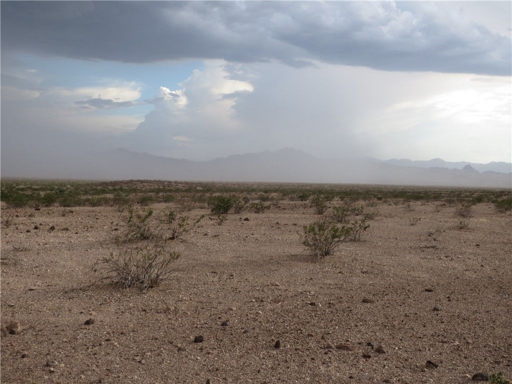 600 South of Vega Road, Topock, AZ 86436