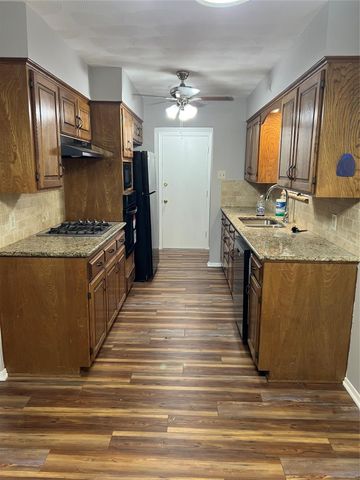 10546 Mapleridge Drive, Dallas, TX 75238