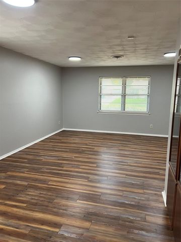 10546 Mapleridge Drive, Dallas, TX 75238