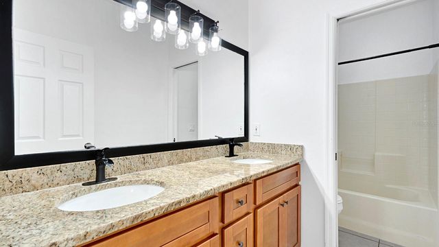 914 KNOLLWOOD DRIVE, Davenport, FL 33837