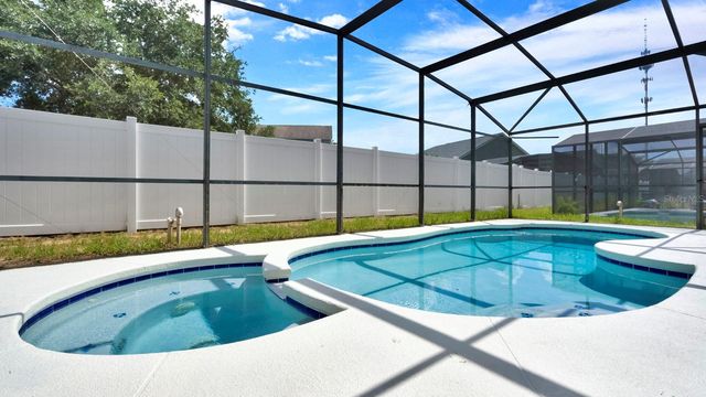 914 KNOLLWOOD DRIVE, Davenport, FL 33837