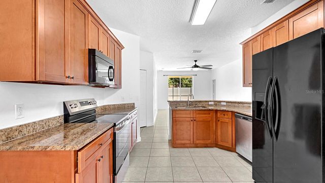 914 KNOLLWOOD DRIVE, Davenport, FL 33837
