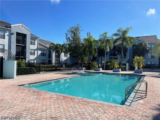 13625 Eagle Ridge DR 333, Fort Myers, FL 33912