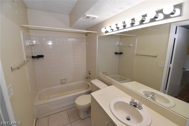 13625 Eagle Ridge DR 333, Fort Myers, FL 33912
