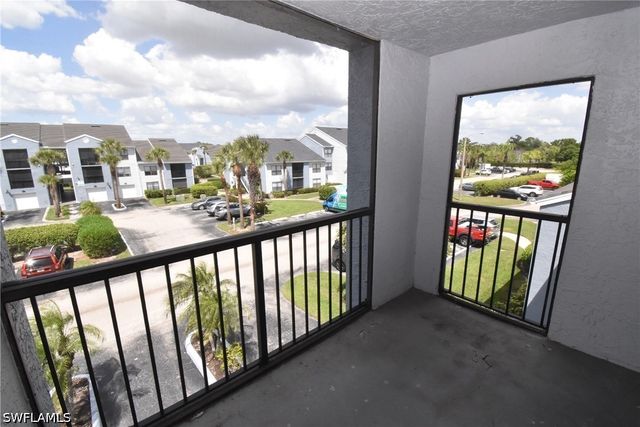 13625 Eagle Ridge DR 333, Fort Myers, FL 33912