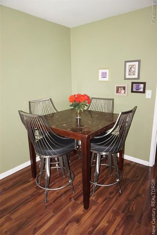220 S Marias Avenue, Clawson, MI 48017
