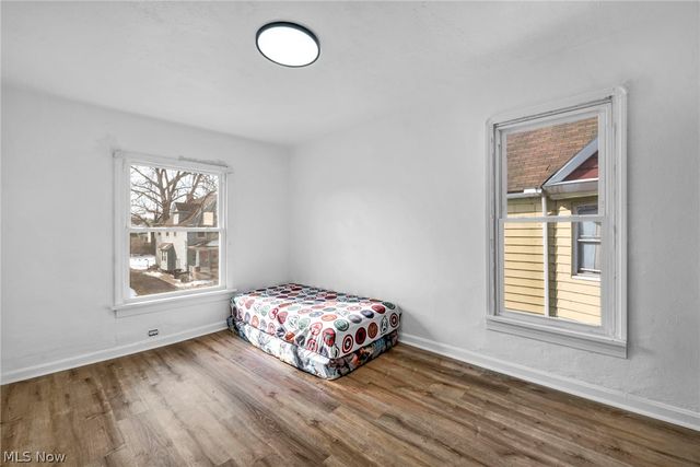 6923 Fullerton Avenue, Cleveland, OH 44105