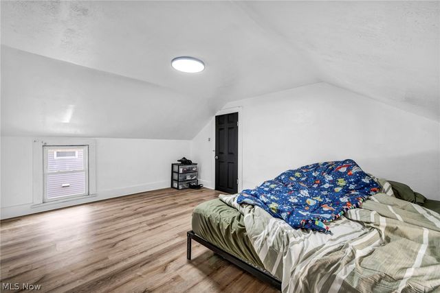 6923 Fullerton Avenue, Cleveland, OH 44105