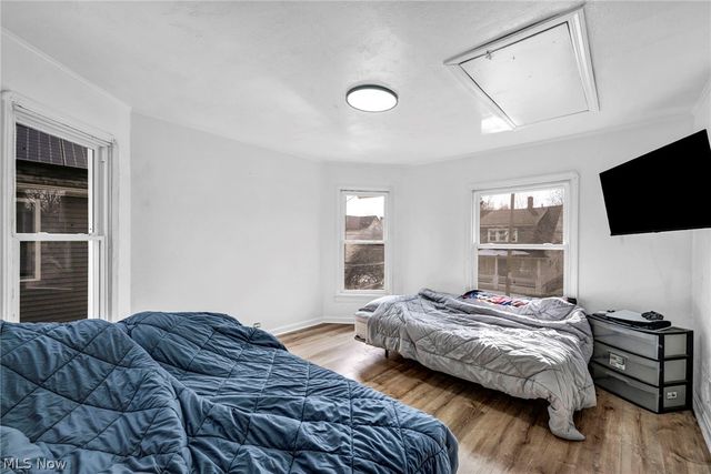 6923 Fullerton Avenue, Cleveland, OH 44105