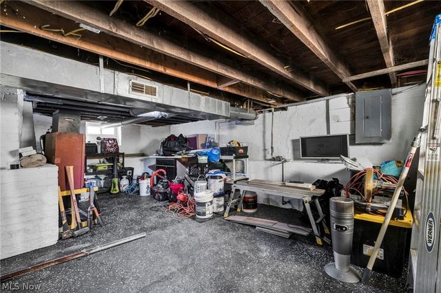 6923 Fullerton Avenue, Cleveland, OH 44105