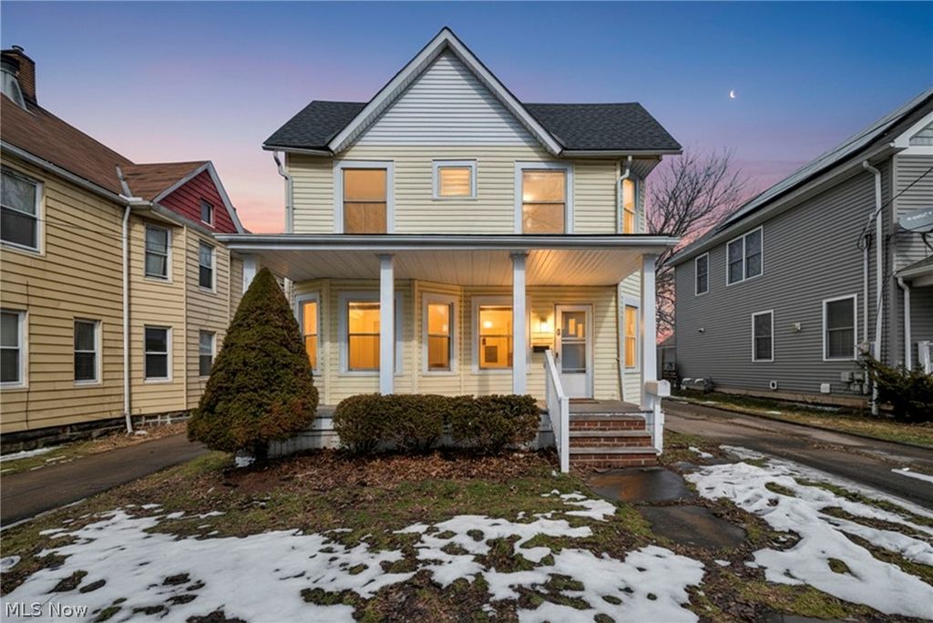 6923 Fullerton Avenue, Cleveland, OH 44105