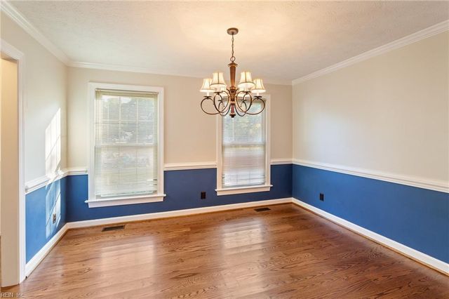 6 Kirby CT, Poquoson, VA 23662