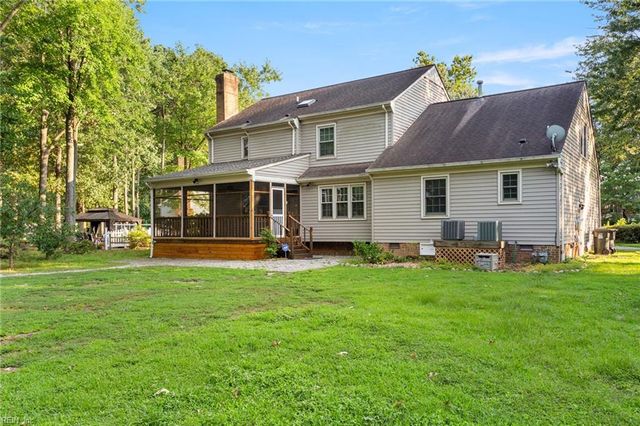 6 Kirby CT, Poquoson, VA 23662