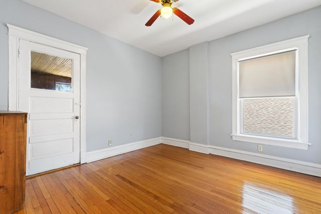 2051 E 72ND Place, Chicago, IL 60649