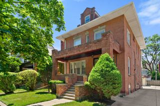 2051 E 72ND Place, Chicago, IL 60649