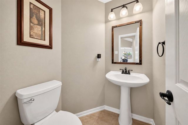 127 N Hawthorne Hollow Circle, The Woodlands, TX 77384