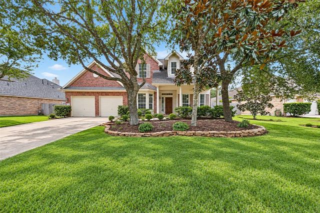127 N Hawthorne Hollow Circle, The Woodlands, TX 77384