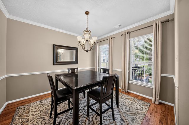 127 N Hawthorne Hollow Circle, The Woodlands, TX 77384