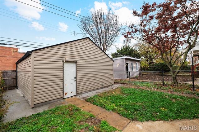 3511 Alberta Street, St Louis, MO 63118