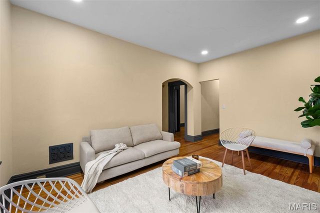 3511 Alberta Street, St Louis, MO 63118