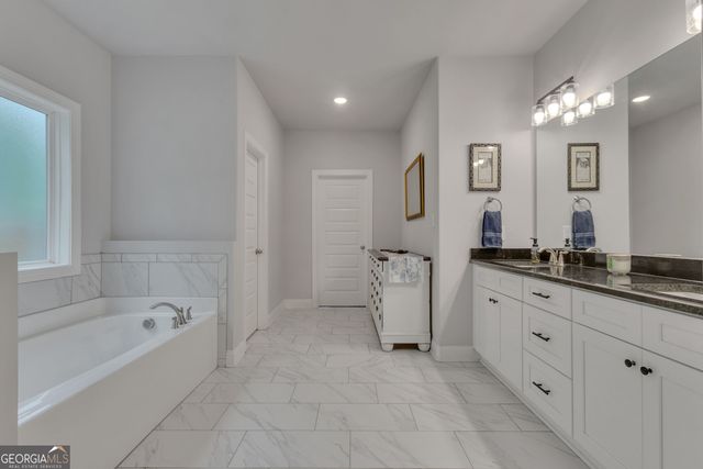 130 Emery Nell Lane, Newnan, GA 30263