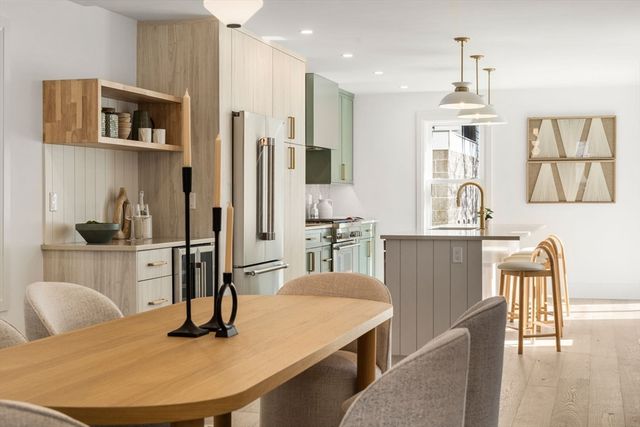 162 W Seventh Street, Boston, MA 02127