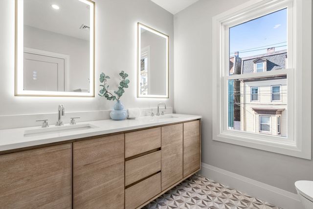 162 W Seventh Street, Boston, MA 02127