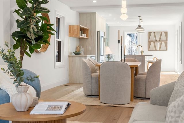 162 W Seventh Street, Boston, MA 02127