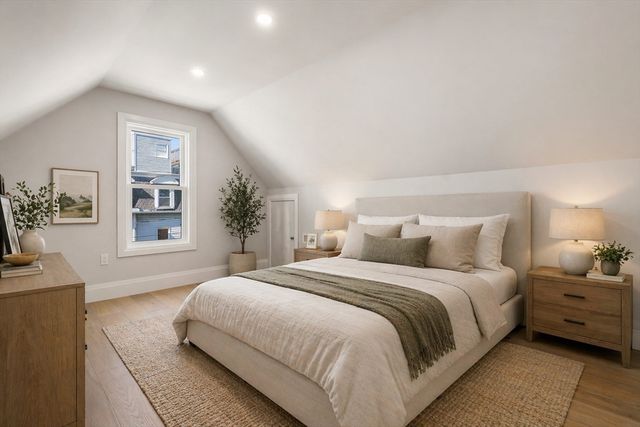 162 W Seventh Street, Boston, MA 02127