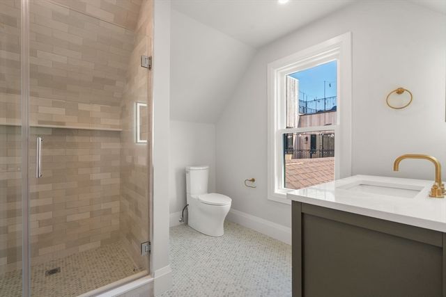 162 W Seventh Street, Boston, MA 02127
