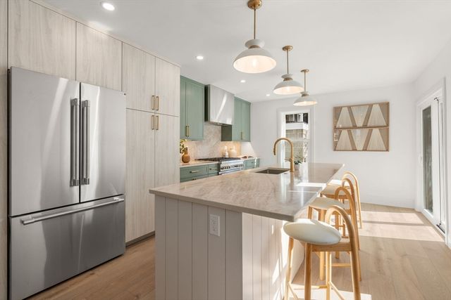 162 W Seventh Street, Boston, MA 02127