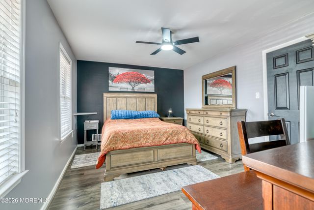 105 Neilly Court 105, Old Bridge, NJ 08857