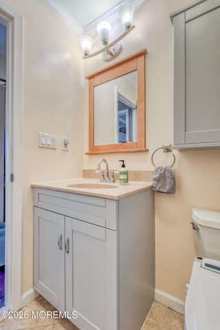 105 Neilly Court 105, Old Bridge, NJ 08857