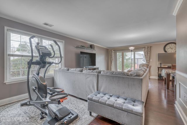 105 Neilly Court 105, Old Bridge, NJ 08857