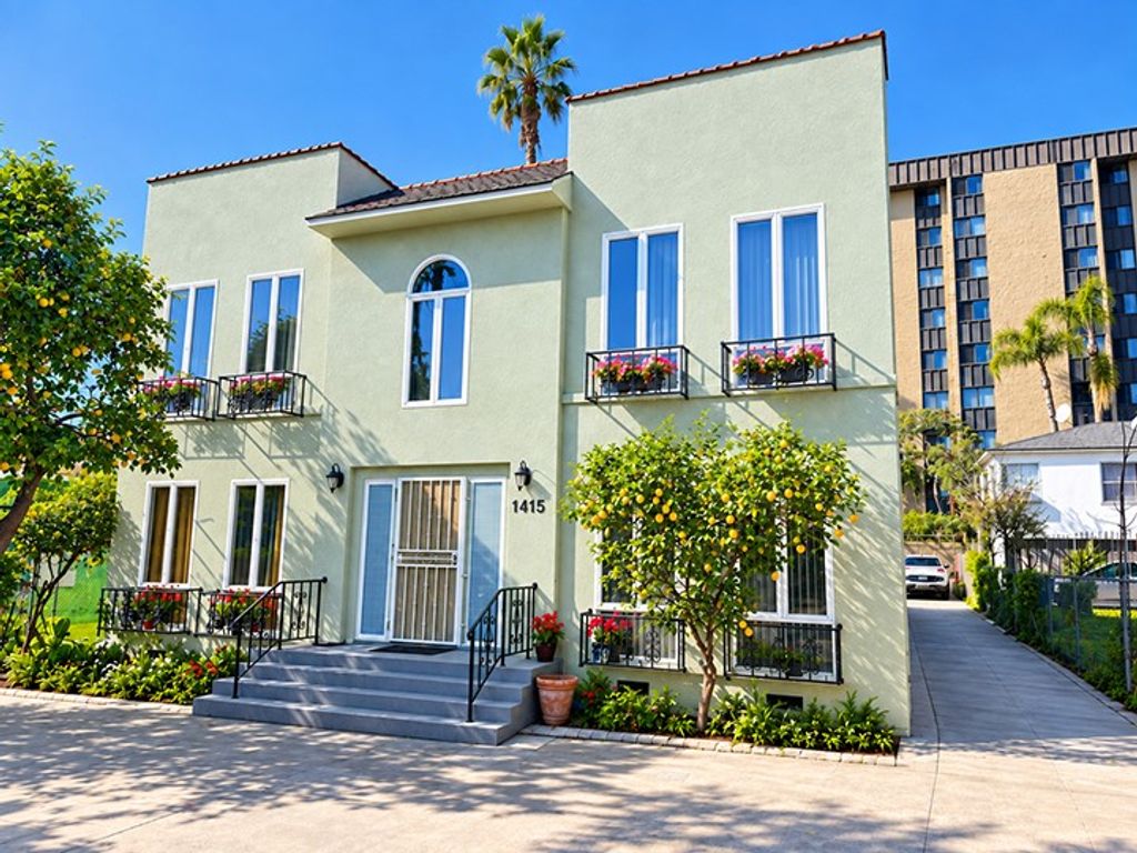 1415 N Mariposa, Los Angeles, CA 90027 — exterior