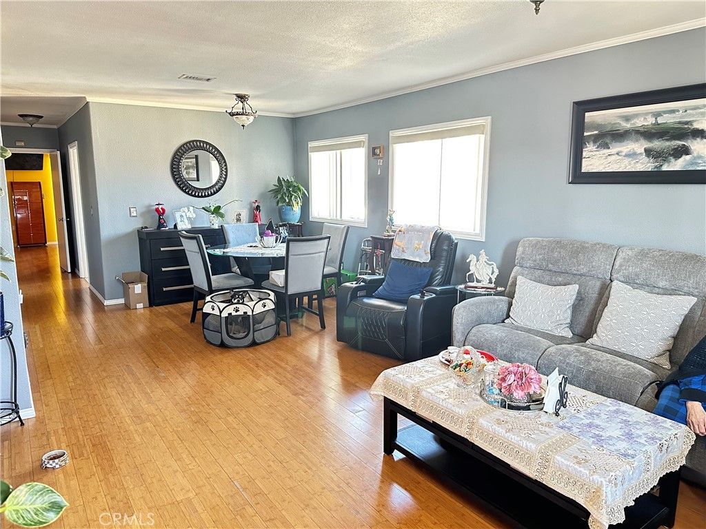1415 N Mariposa, Los Angeles, CA 90027 — photo 3