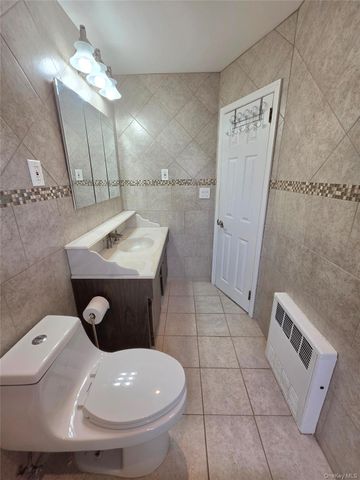 95-14 159th Avenue, Howard Beach, NY 11414