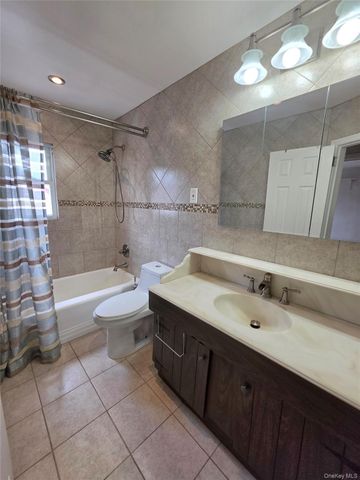 95-14 159th Avenue, Howard Beach, NY 11414